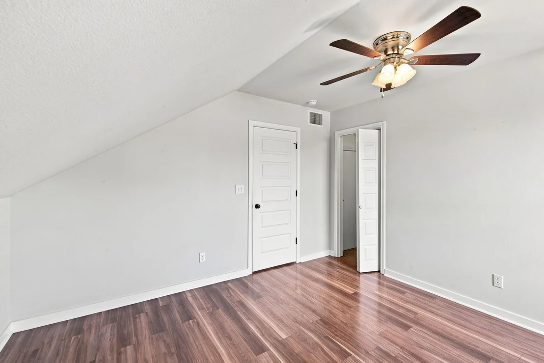 Photo of 113 Lei CT