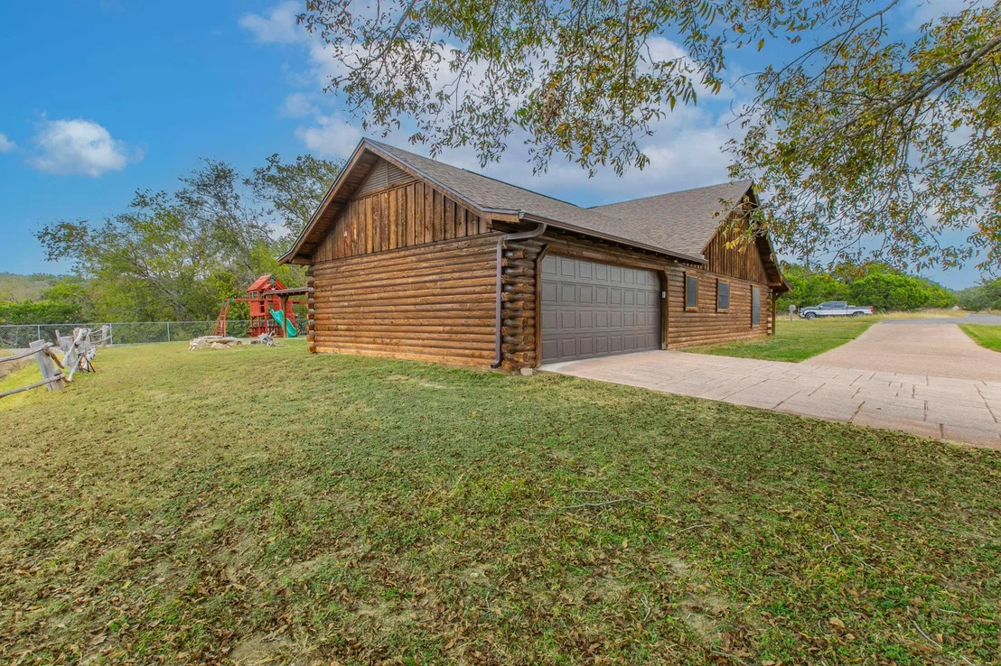 Photo of 5200 Ledge RD