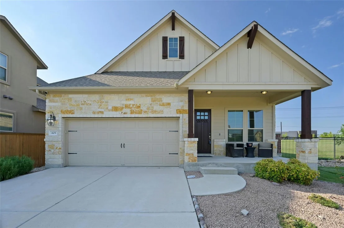 Photo of 605 Blue Agave LN