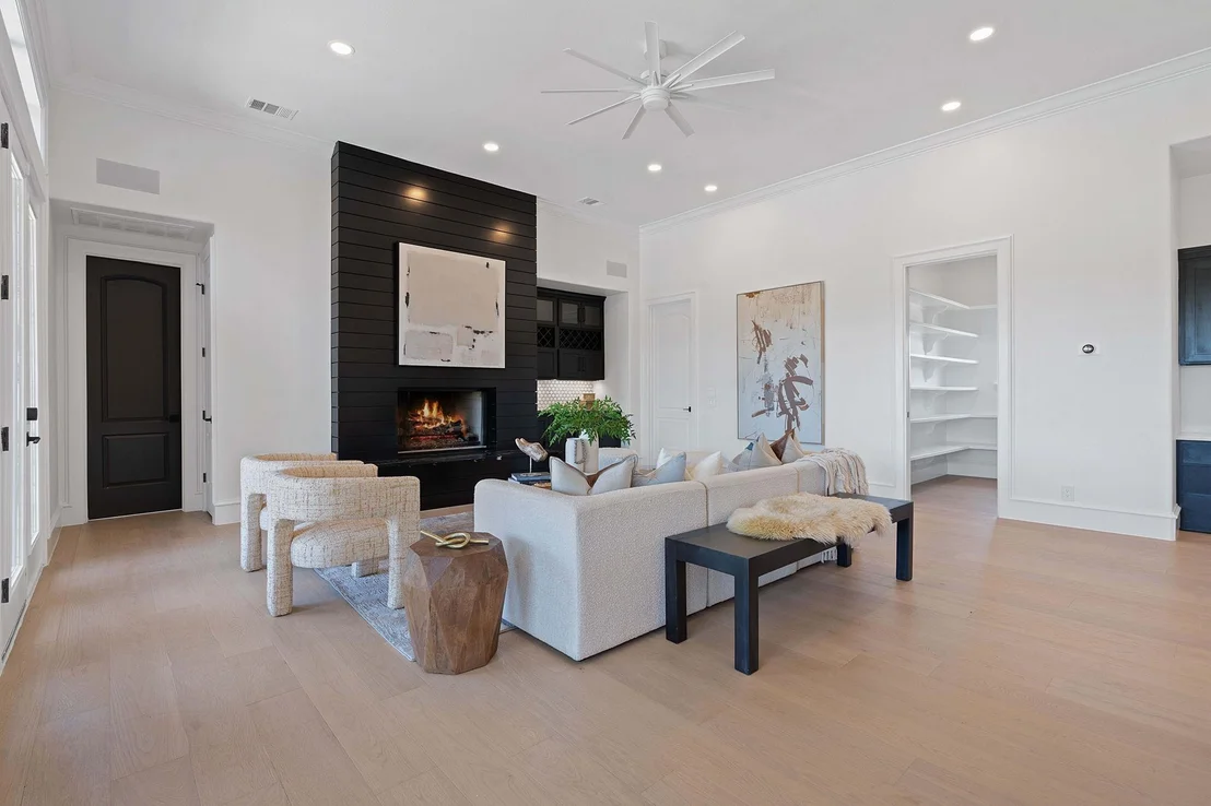 Photo of 8400 Denali PKWY