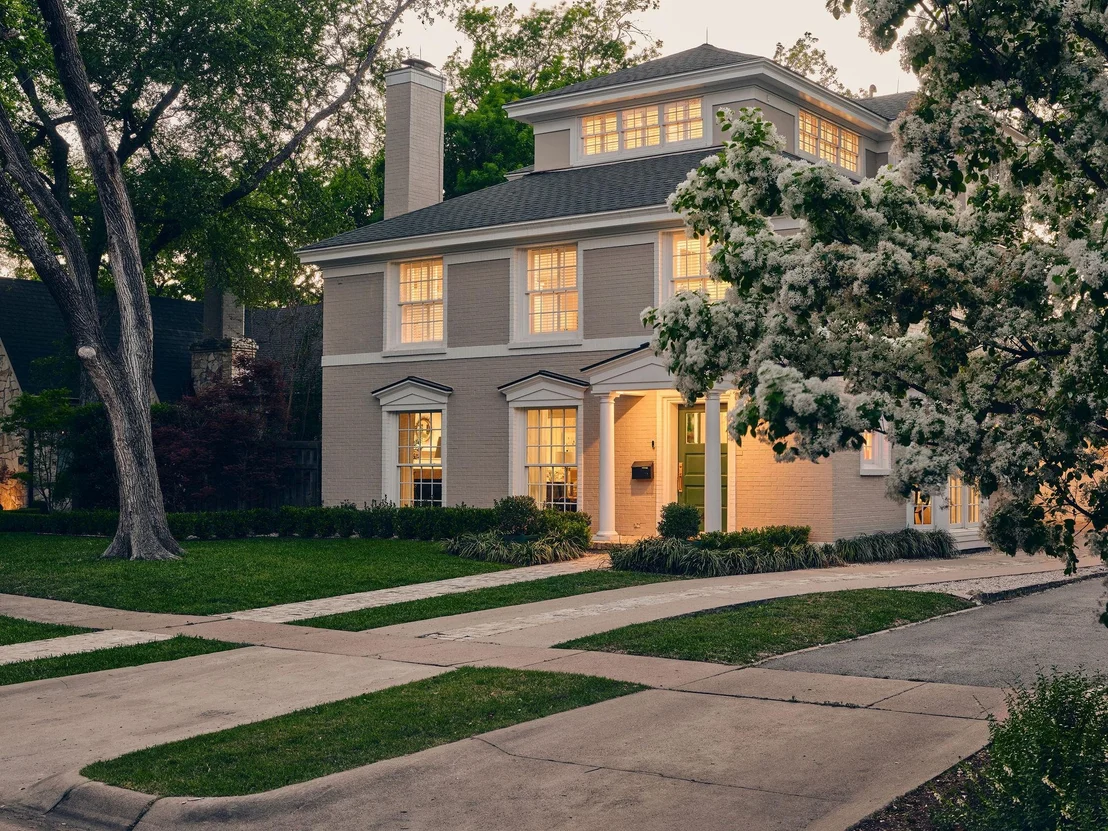 Photo of 2412 Jarratt Ave