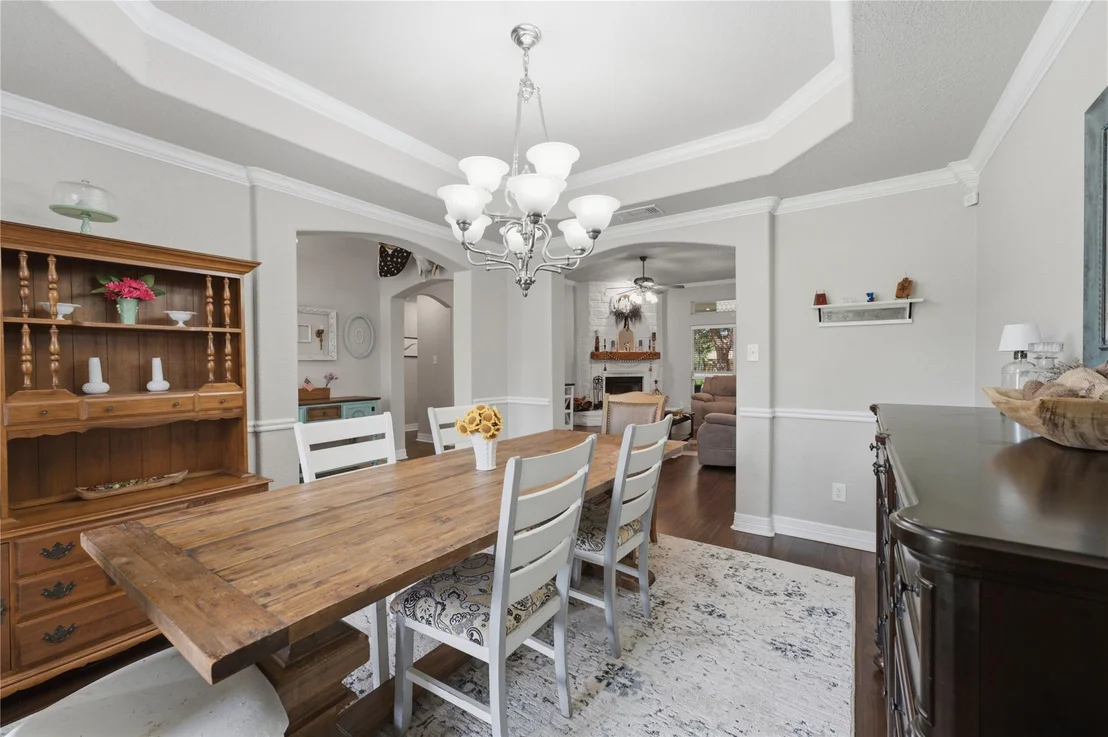 Photo of 302 Wrought Iron DR