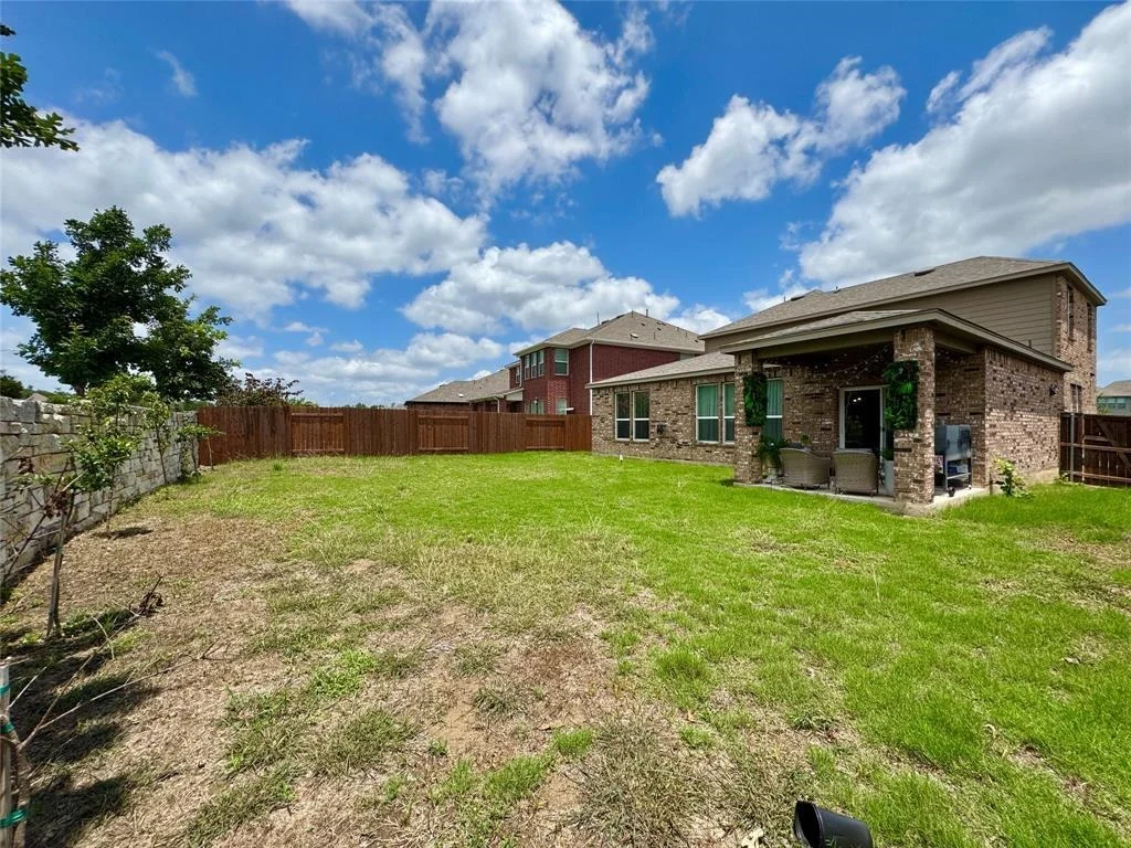 Photo of 1121 Arbor Acres LOOP