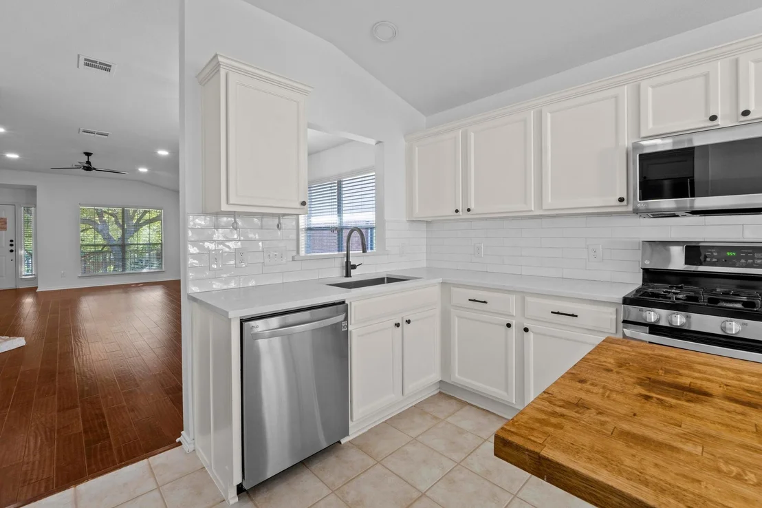 Photo of 14620 Springs Edge DR