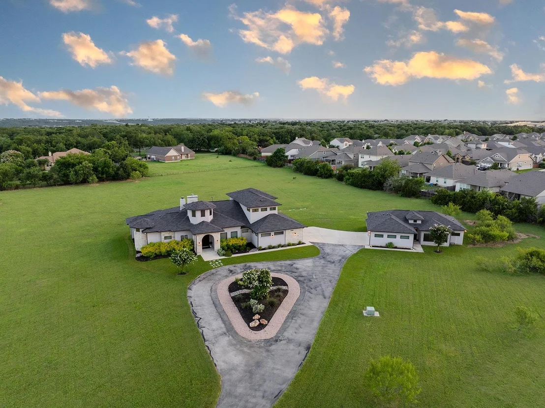 Photo of 124 Park Place DR