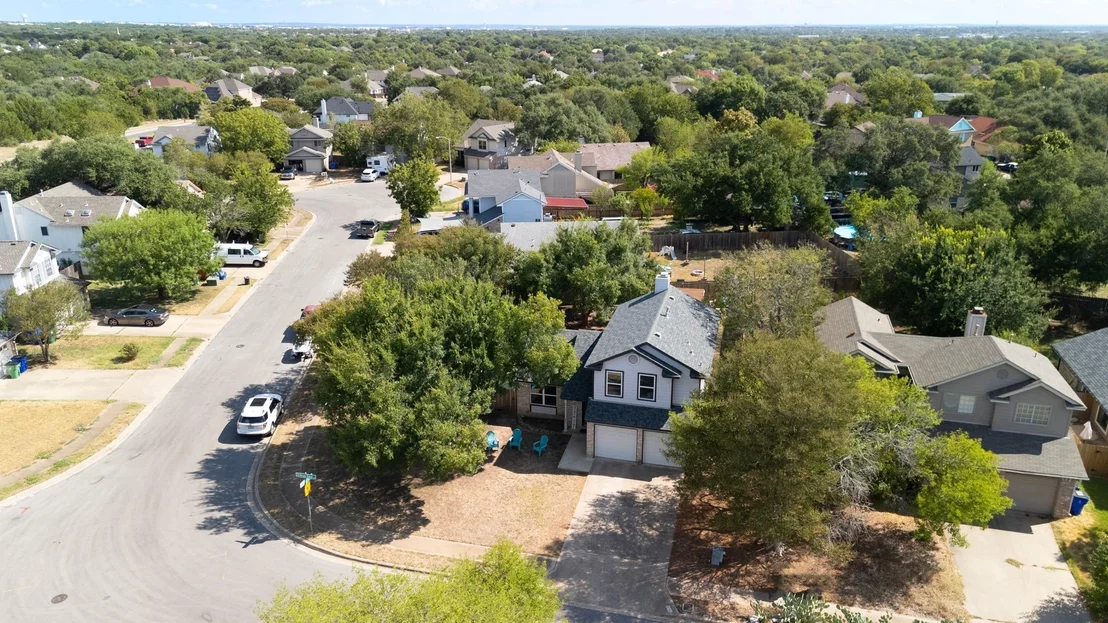 Photo of 806 Brook BND