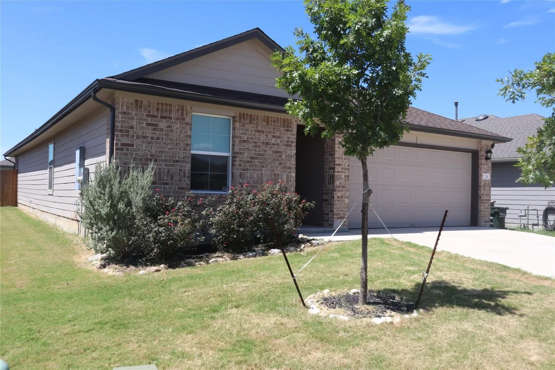 Photo of 724 Adler WAY