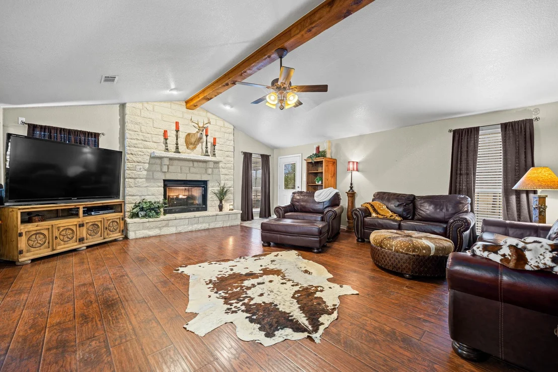 Photo of 207 County Road 4492