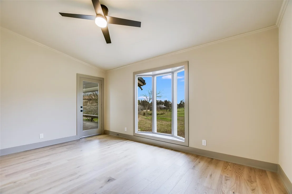 Photo of 2713 Aurora