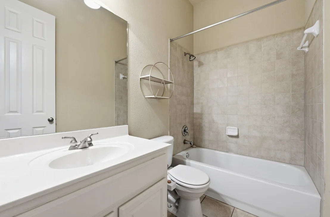 Photo of 180 Granite LN