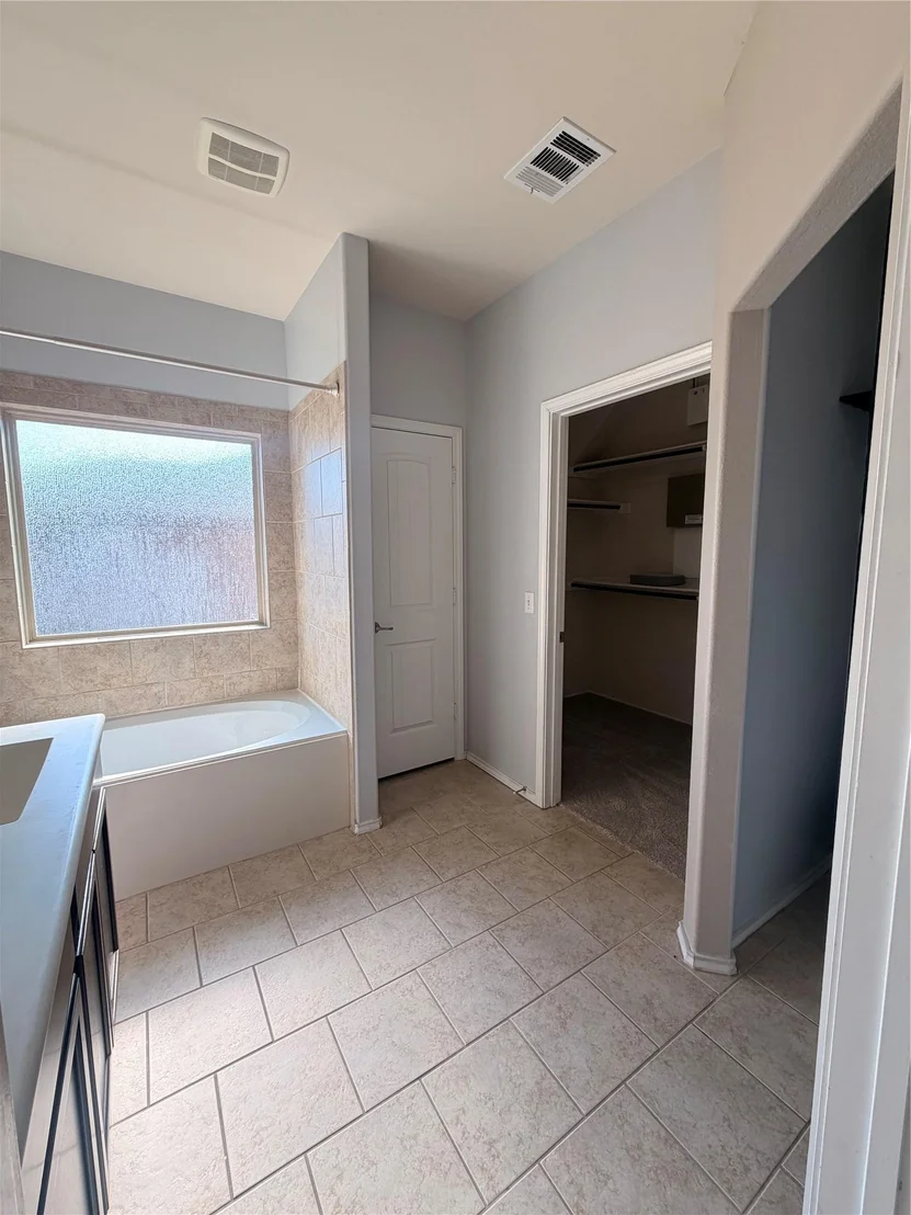 Photo of 10204 Pinnacle Crest LOOP
