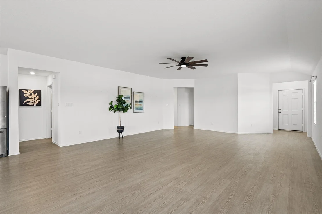Photo of 101 Sunrise Oak CV