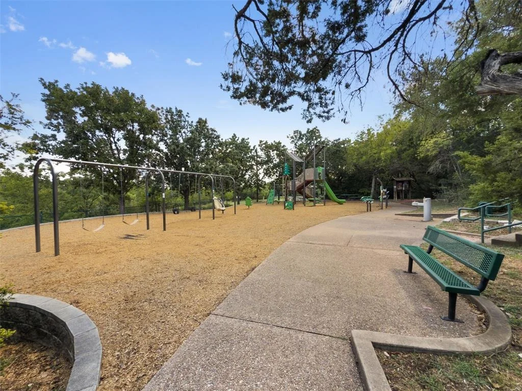 Photo of 7500 Fireoak DR