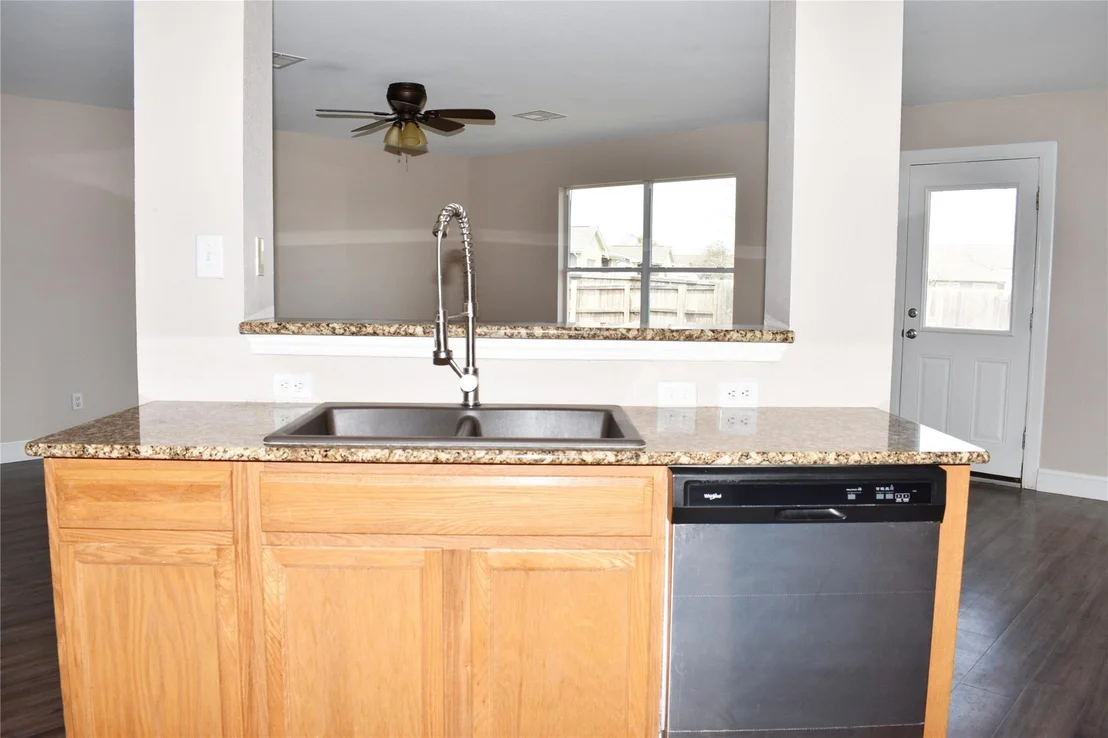 Photo of 804 Lavaca LOOP