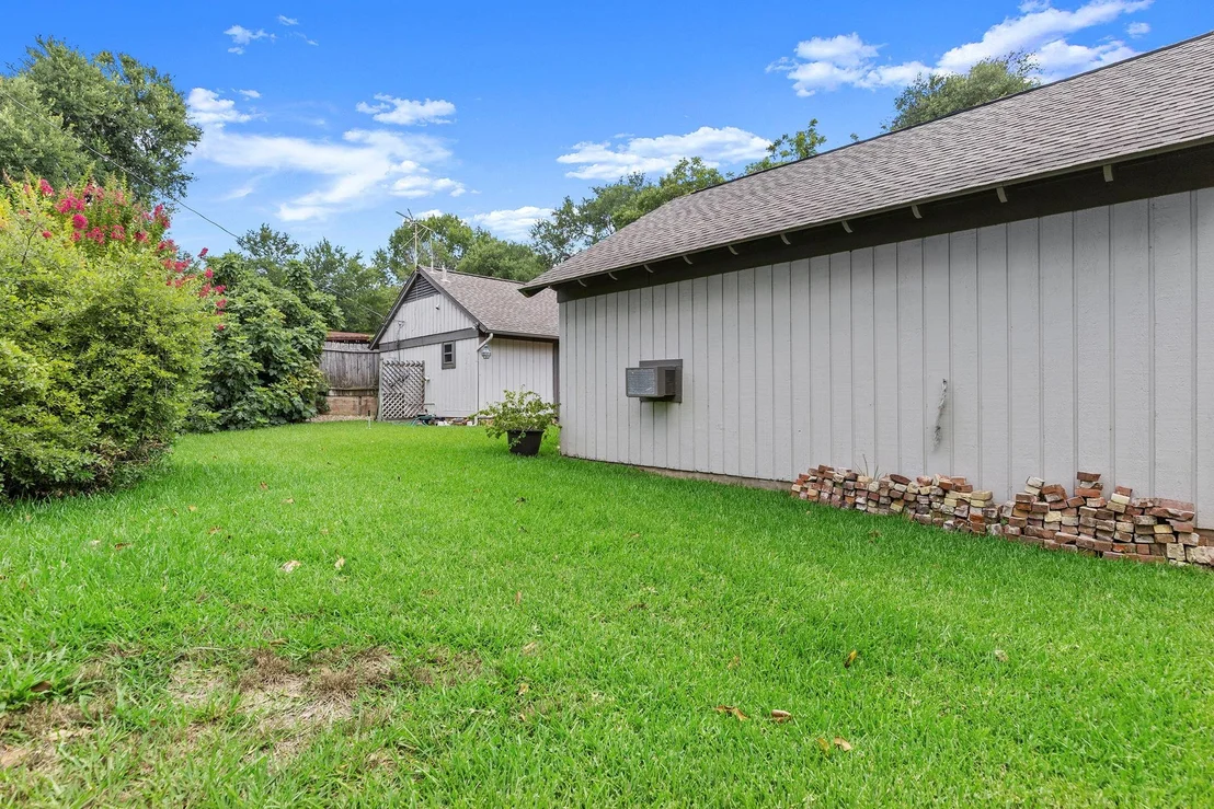 Photo of 2504 Briargrove DR