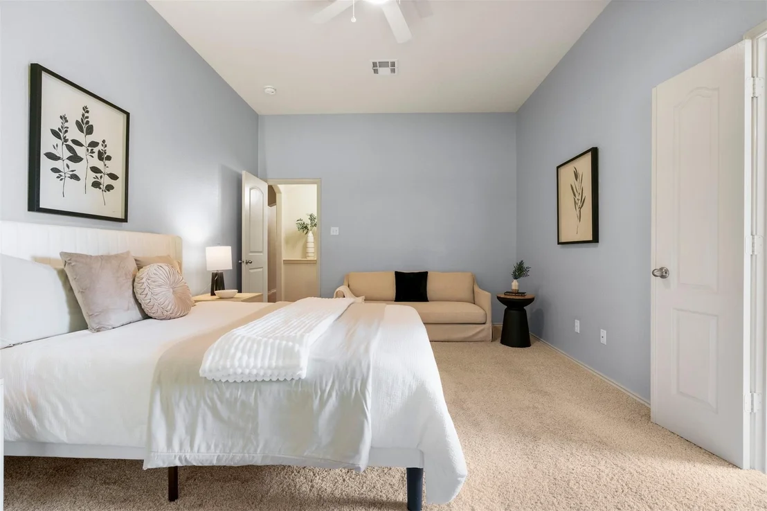 Photo of 2701 Rosemount CV