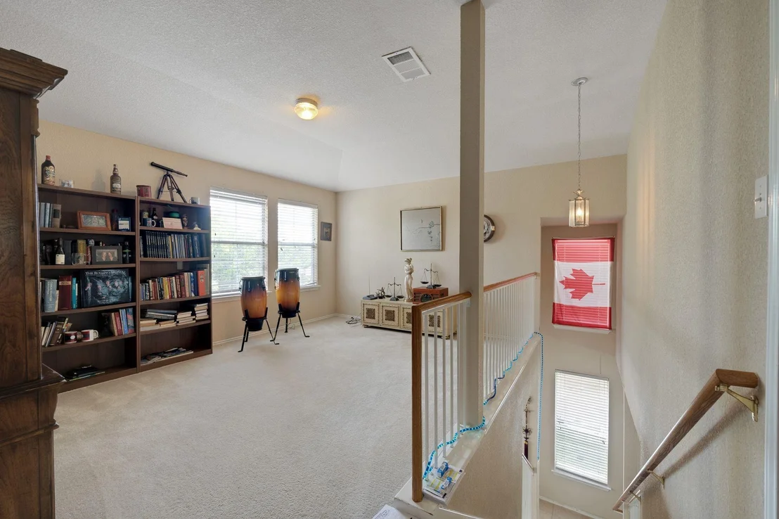 Photo of 633 Sweet Leaf LN