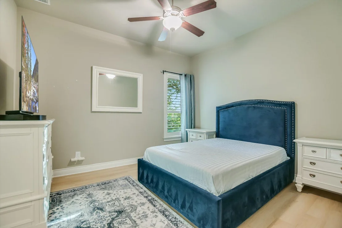 Photo of 3705 Juniper Rim RD