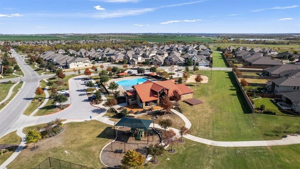 Photo of 2732 Florin CV