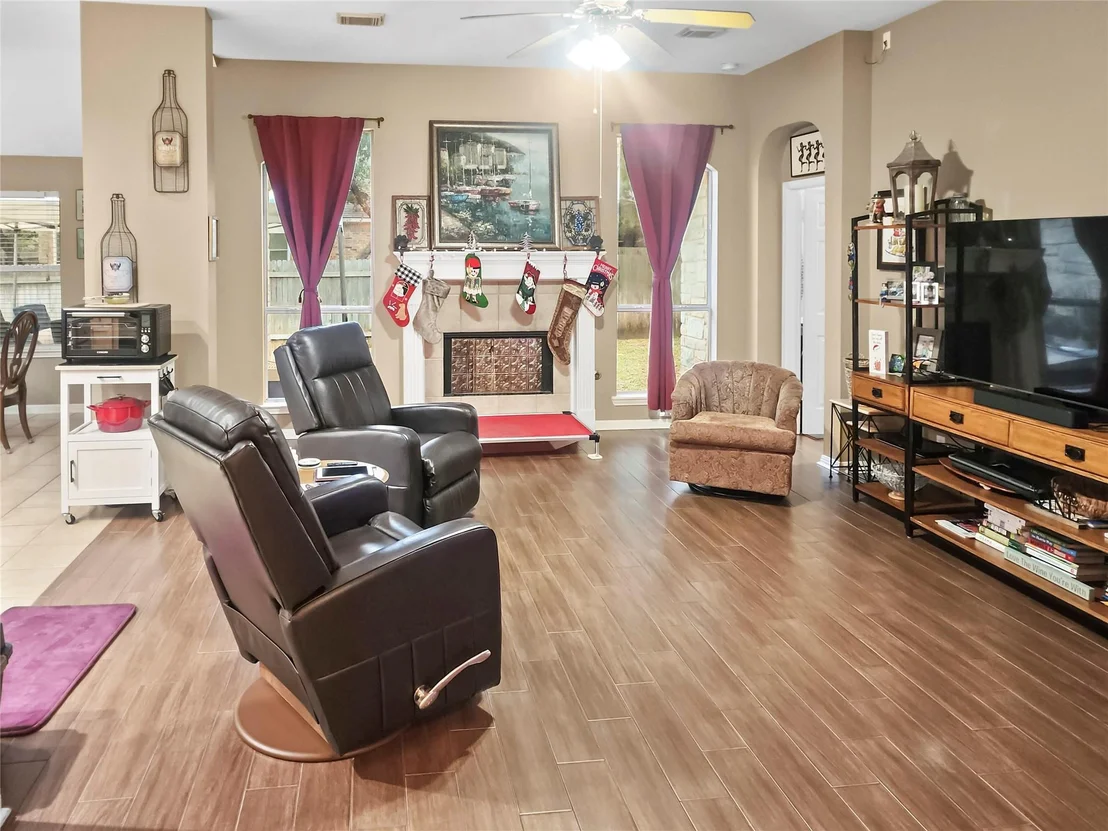 Photo of 1321 Hunter Ace WAY