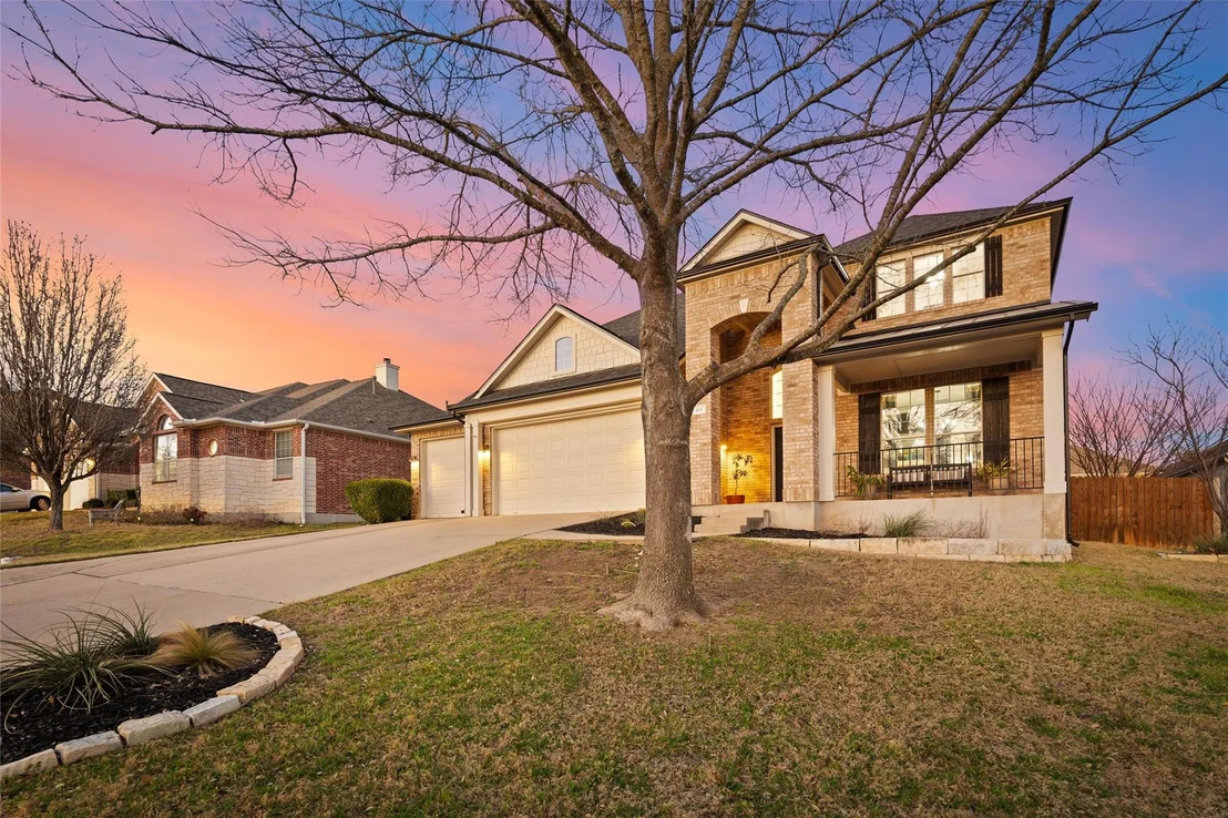 Photo of 143 Enchanted CV