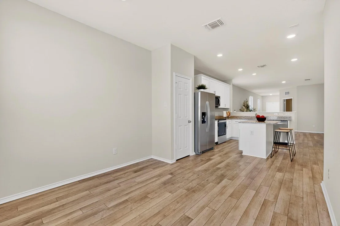 Photo of 429 Stone Water LN