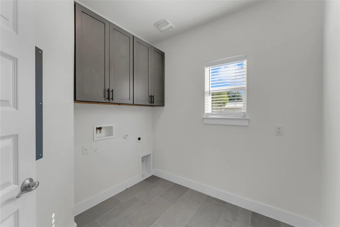 Photo of 449 Dove TRL