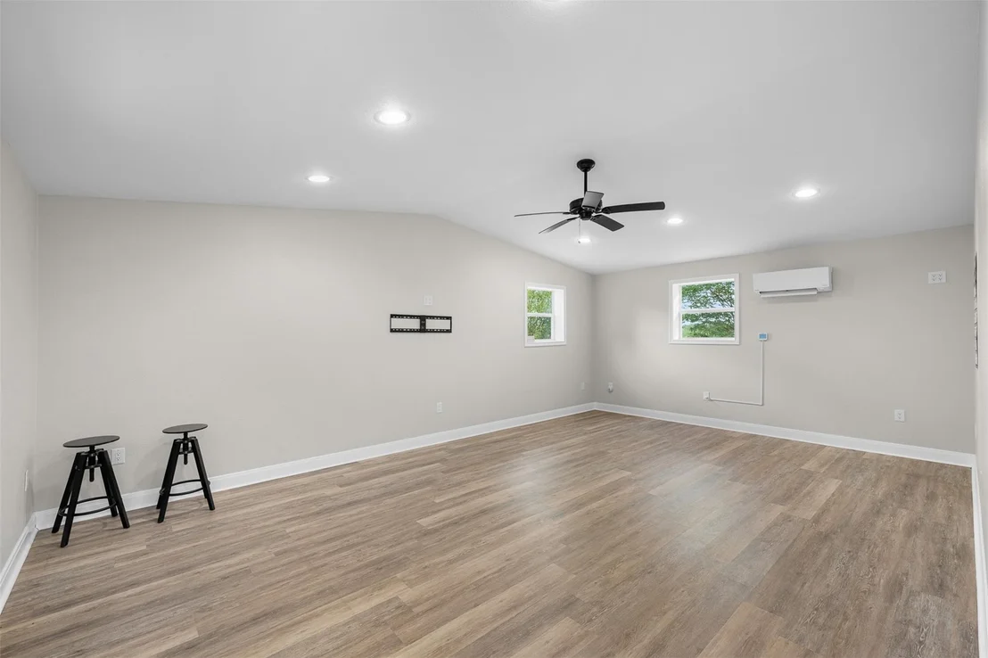 Photo of 577 Herron TRL