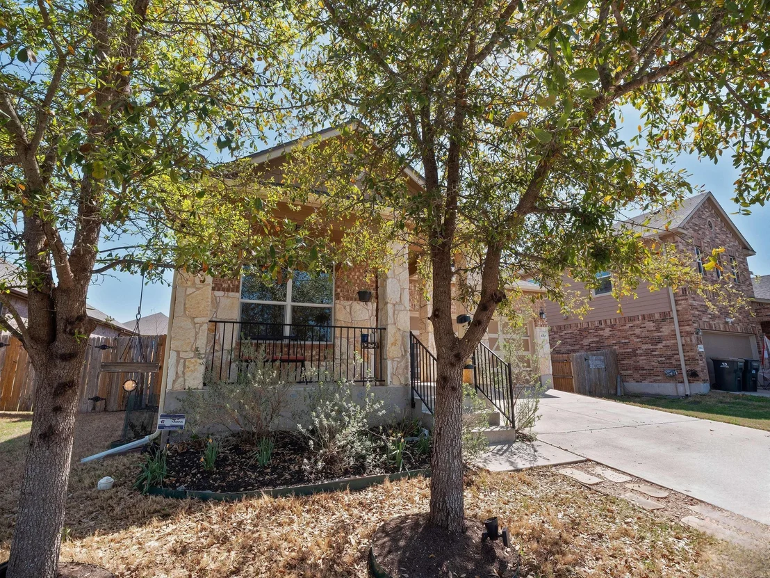 Photo of 1008 Bowline DR