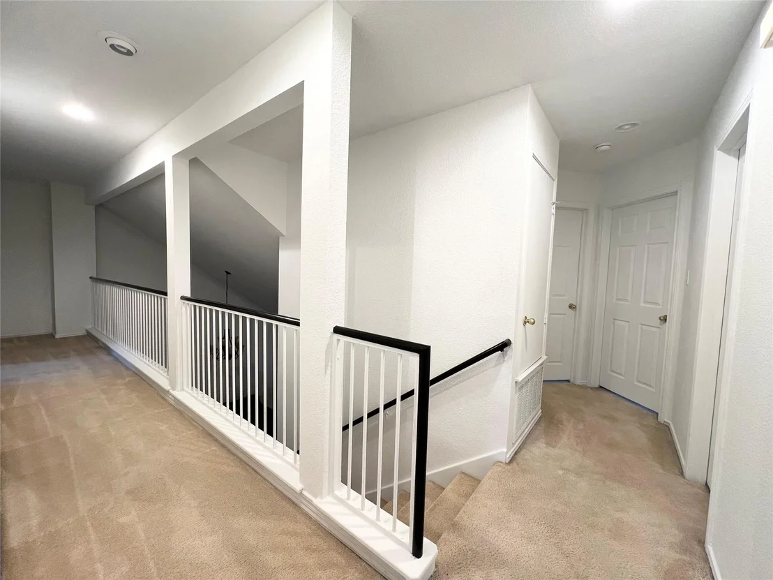 Photo of 1032 Doras DR