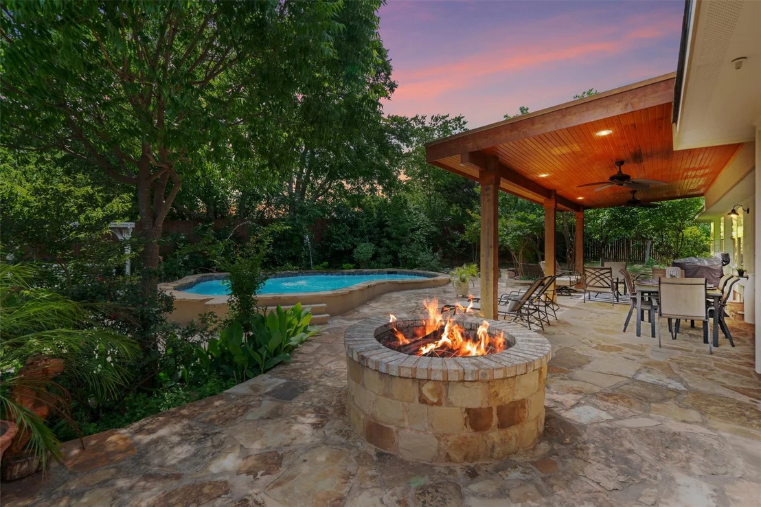 Photo of 117 Signal Hill DR