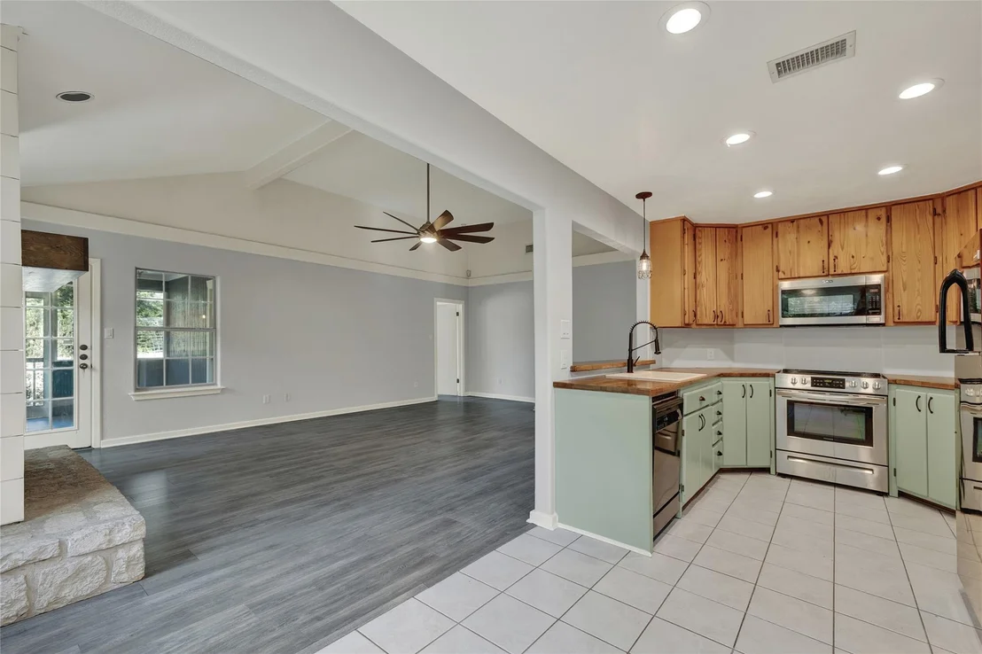 Photo of 1724 Ramona CIR