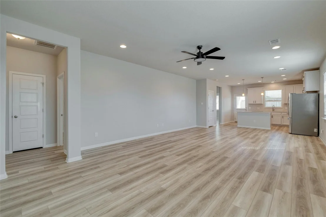 Photo of 12101 CORSICANA TRL