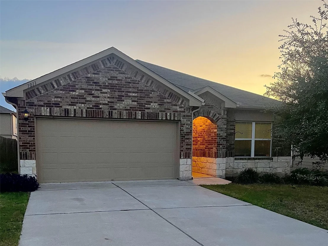 Photo of 7013 Loretta White Lane
