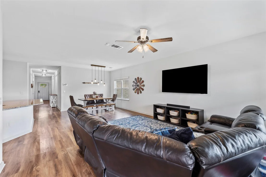 Photo of 717 Dubina Ave