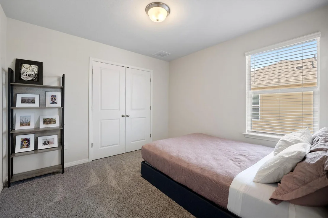 Photo of 14029 Heartland DR