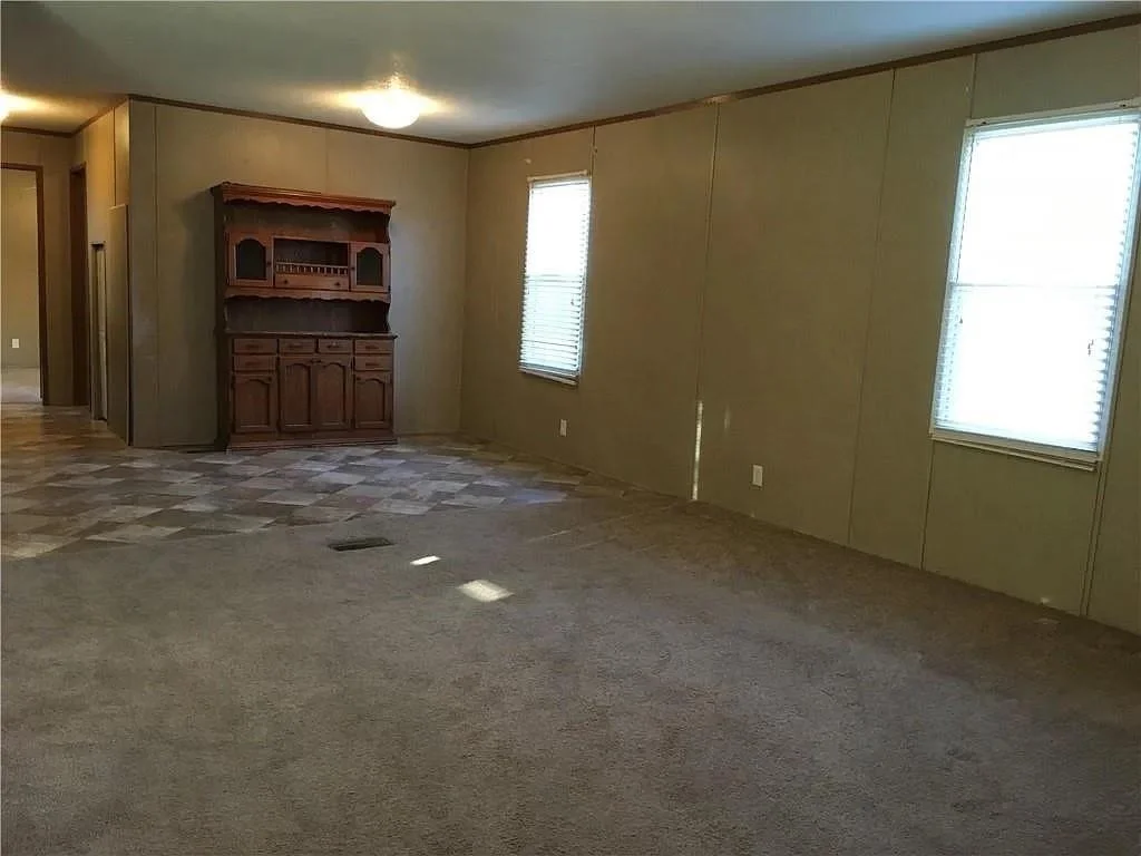Photo of 1719 Watterson RD