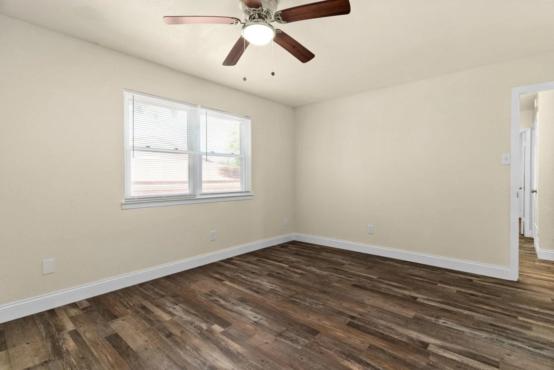 Photo of 612 Manning DR