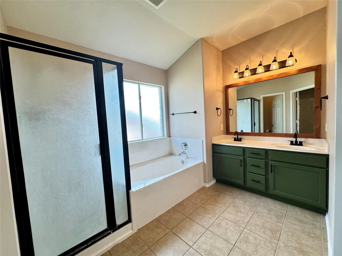 Photo of 219 Memory LN