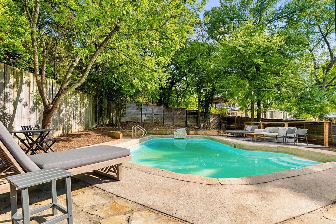 Photo of 2209 Forest Bend DR