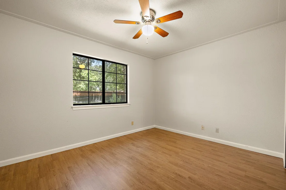 Photo of 800 Timber TRL