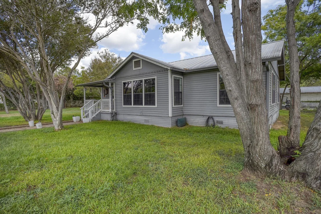 Photo of 1401 Hill ST