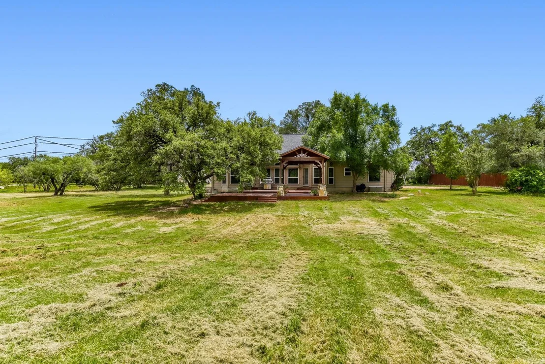 Photo of 330 Humphrey DR