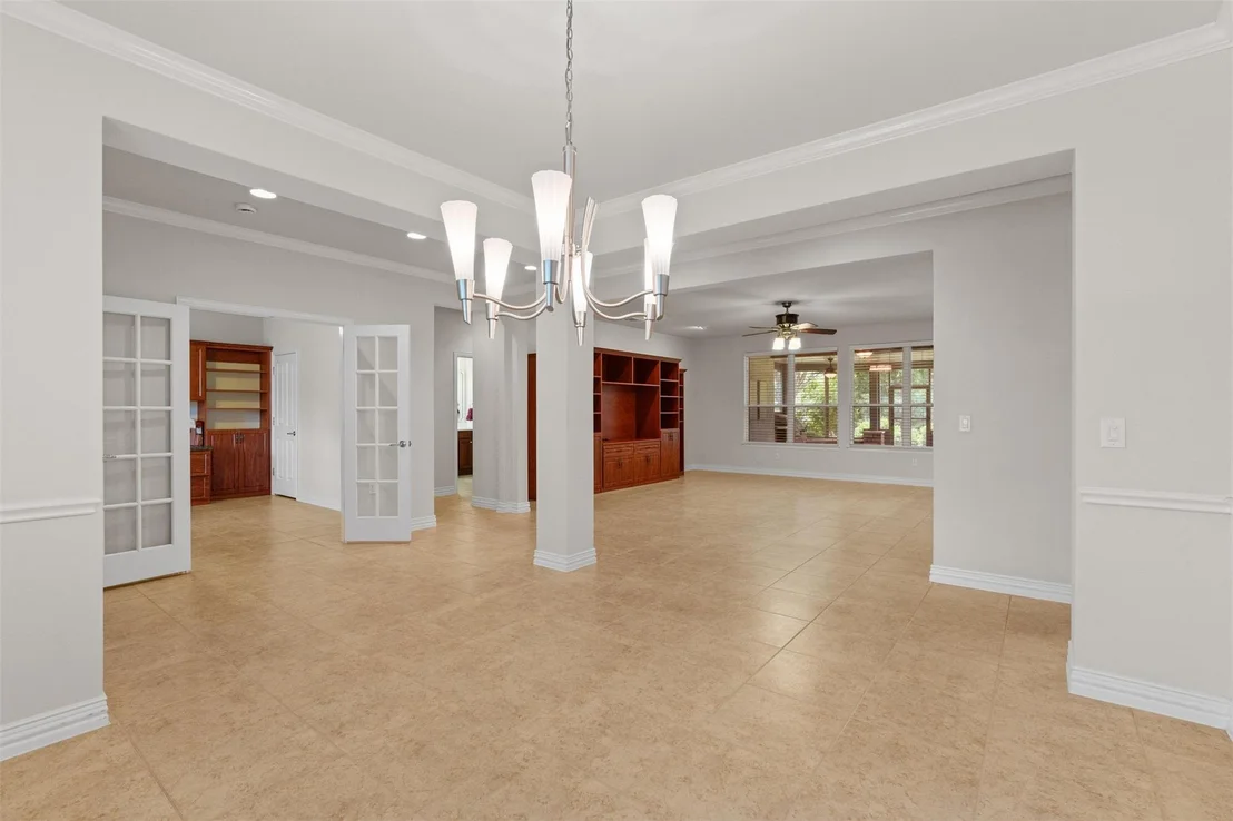 Photo of 106 Angelina CV