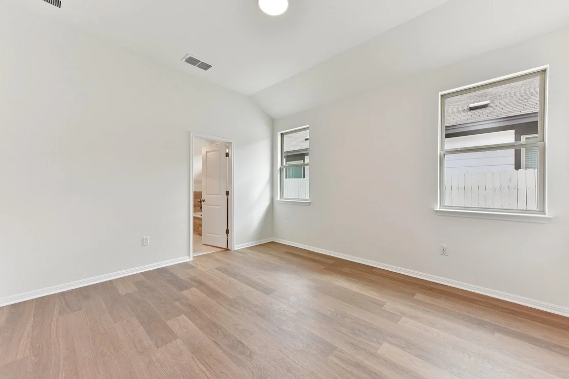 Photo of 124 Tenny LN