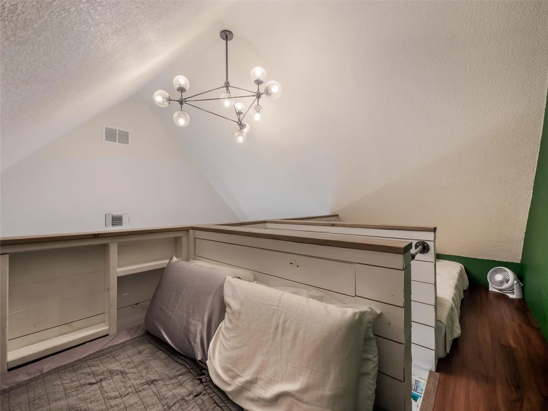 Photo of 161 Paintbrush LN