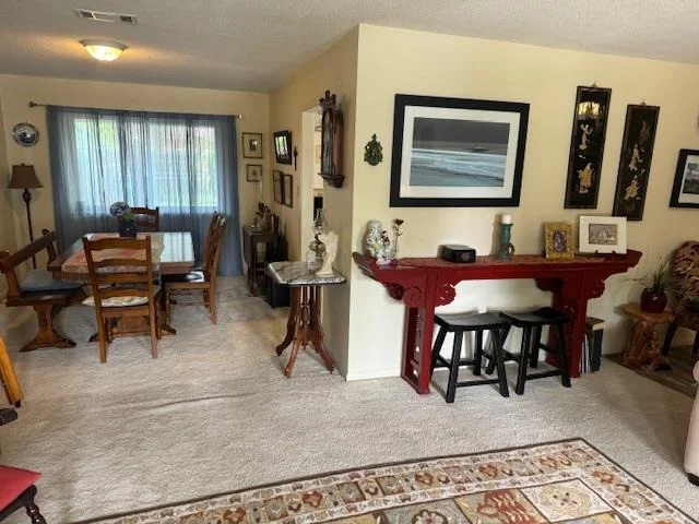 Photo of 2302 Meadow LN