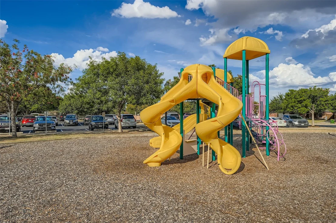 Photo of 14505 Kira LN