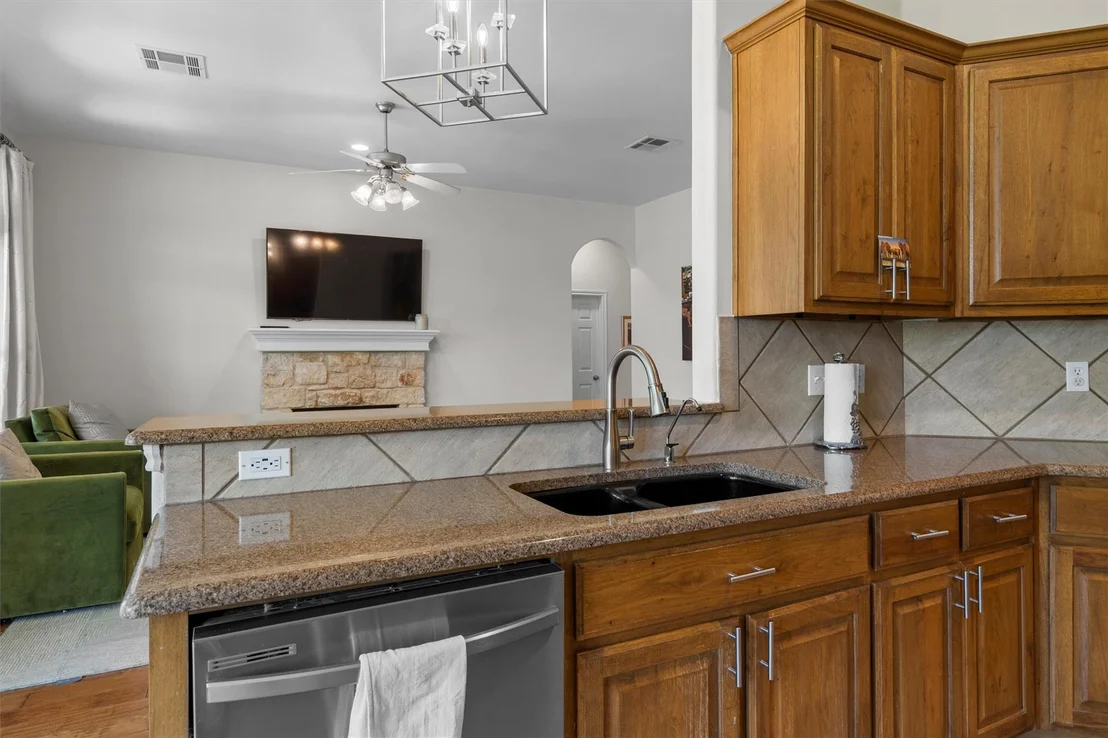 Photo of 15509 Fox Run DR