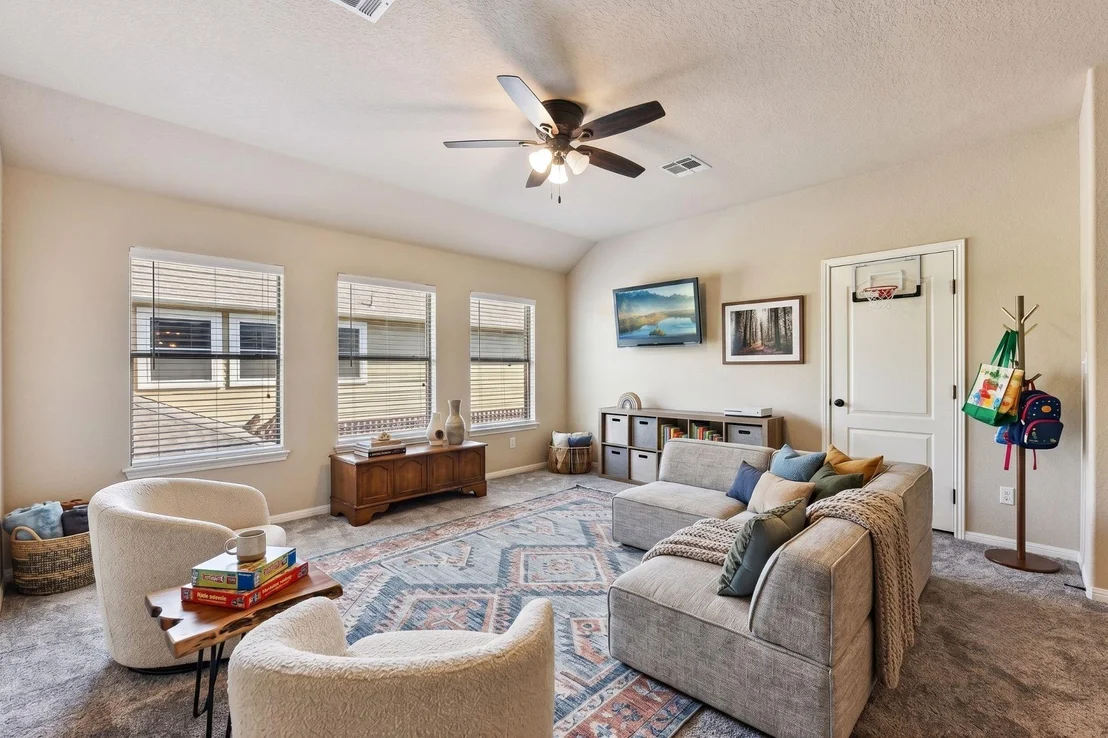 Photo of 1353 Talley LOOP